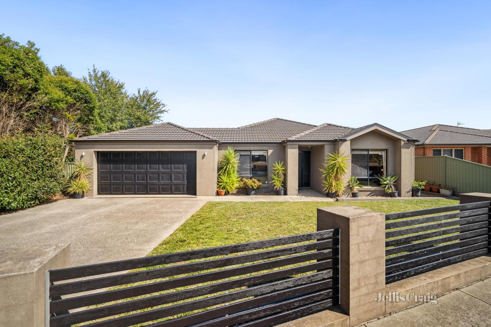 23 Malahide Drive, Miners Rest image 1