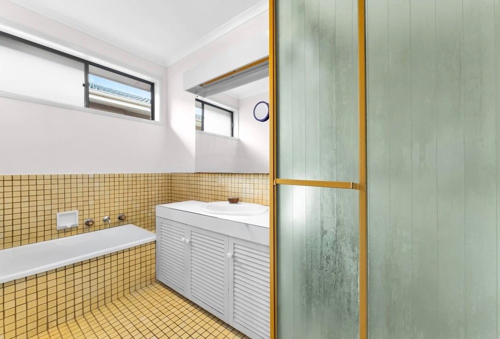 23 Mannering Drive, Glen&nbsp;Waverley image 8