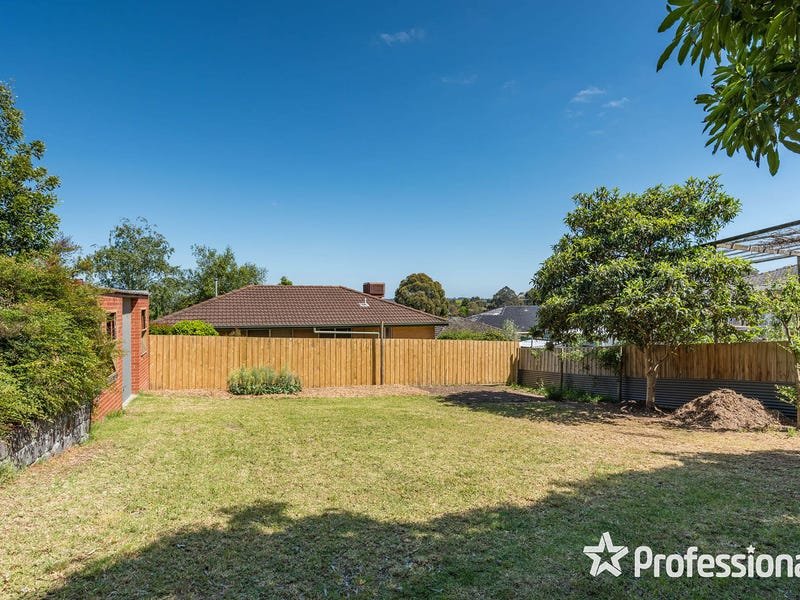 23 Marlow Street, Mooroolbark image 9