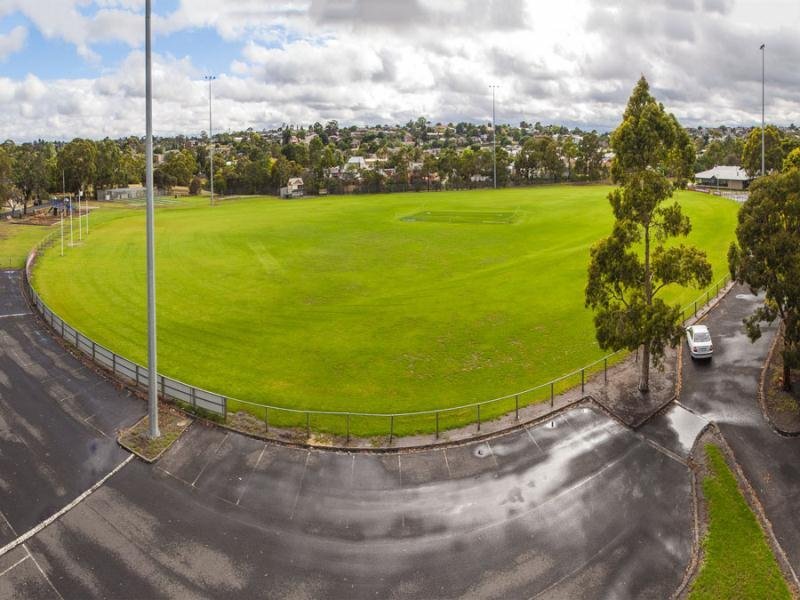 23 Mascoma Street, Strathmore image 3