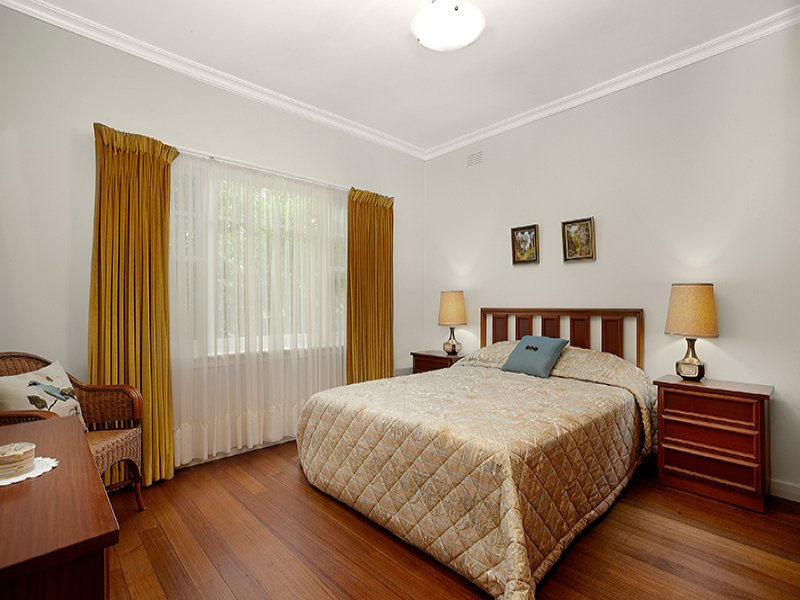 23 Maude Street, Box Hill North image 5