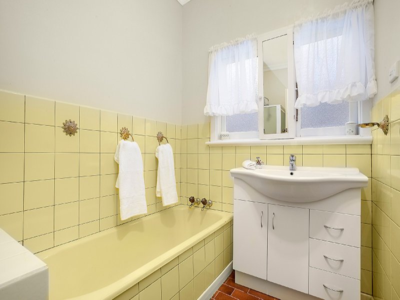 23 Maude Street, Box Hill North image 6