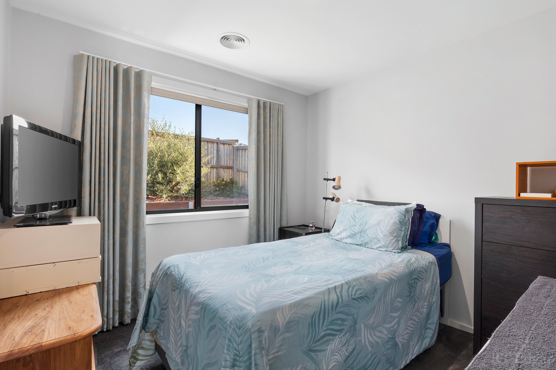 Property Gallery Thumbnail 13
