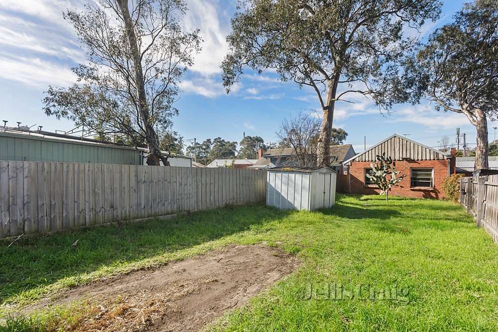 23 McNamara Street, Macleod image 3