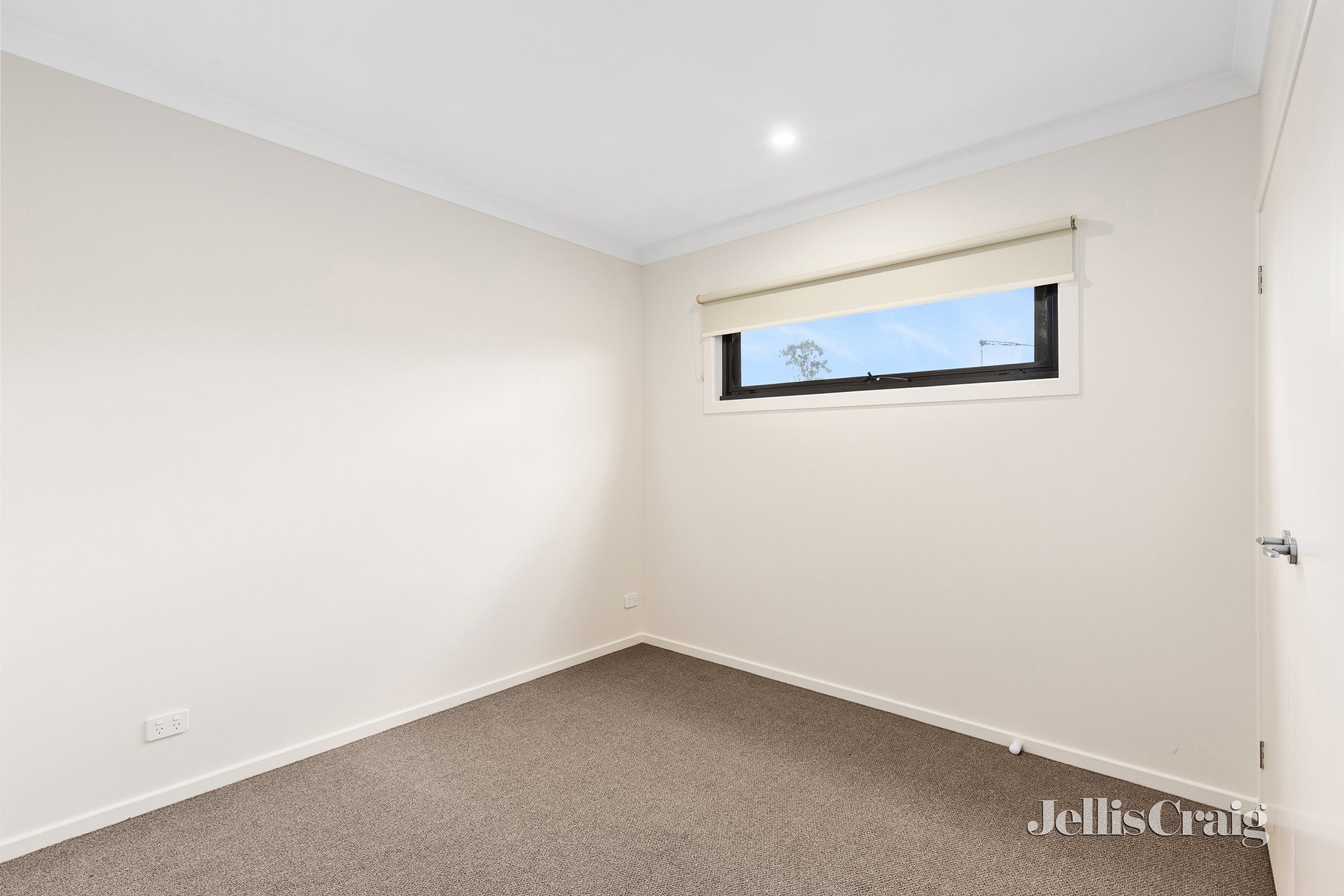 23 Midnight Circuit, South Morang image 7