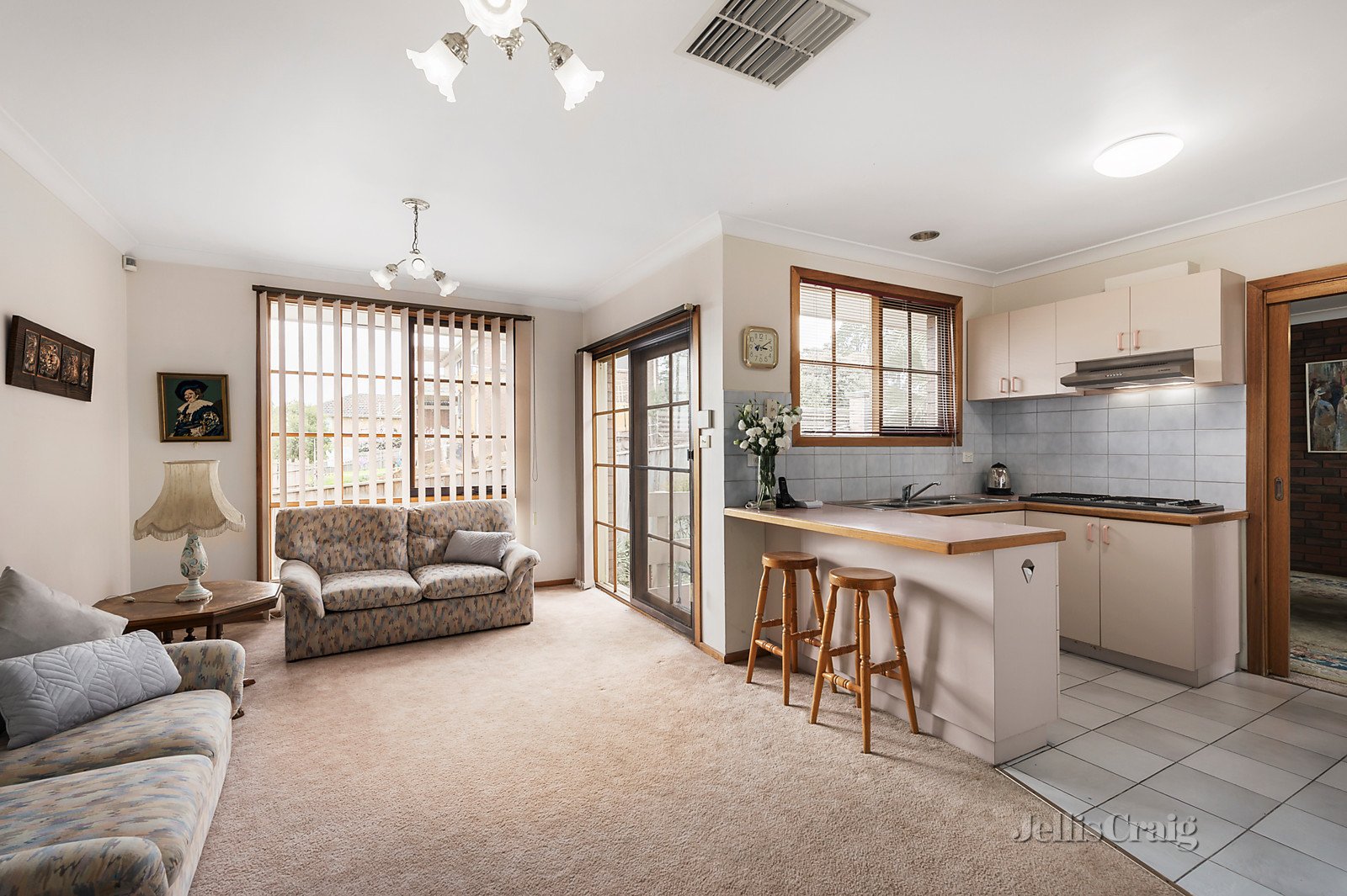 2/3 Milne Street, Templestowe image 2