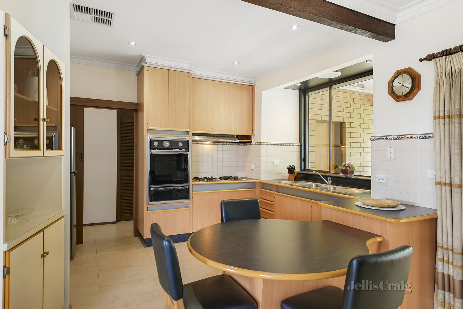 23 Miriam Street, Rosanna image 3