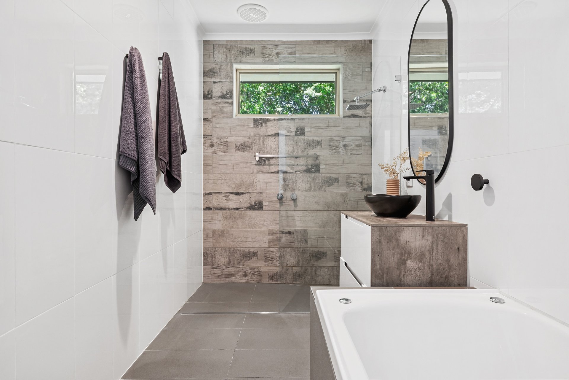 2/3 Monaro Court, Mooroolbark image 6