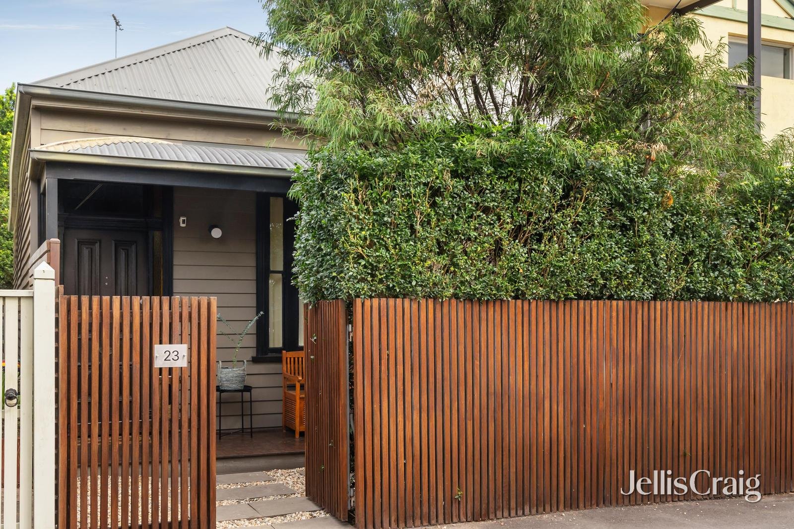 23 Moore Street, Elwood image 1