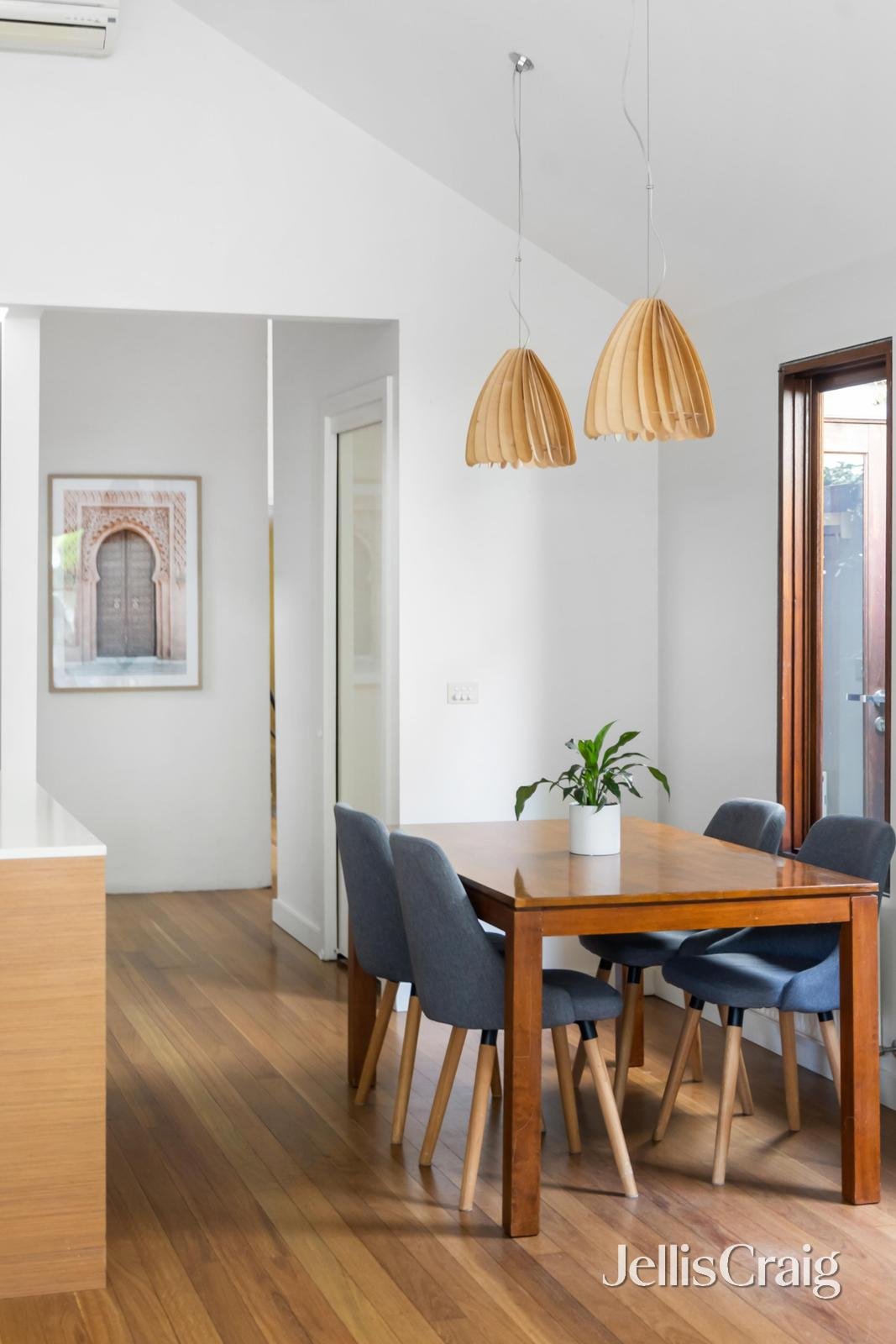 23 Moore Street, Elwood image 14