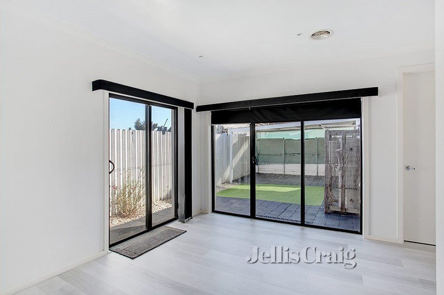 23 Mount Street, Altona image 2