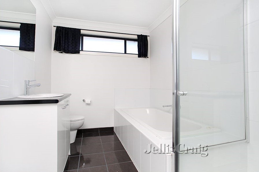23 Mount Street, Altona image 7