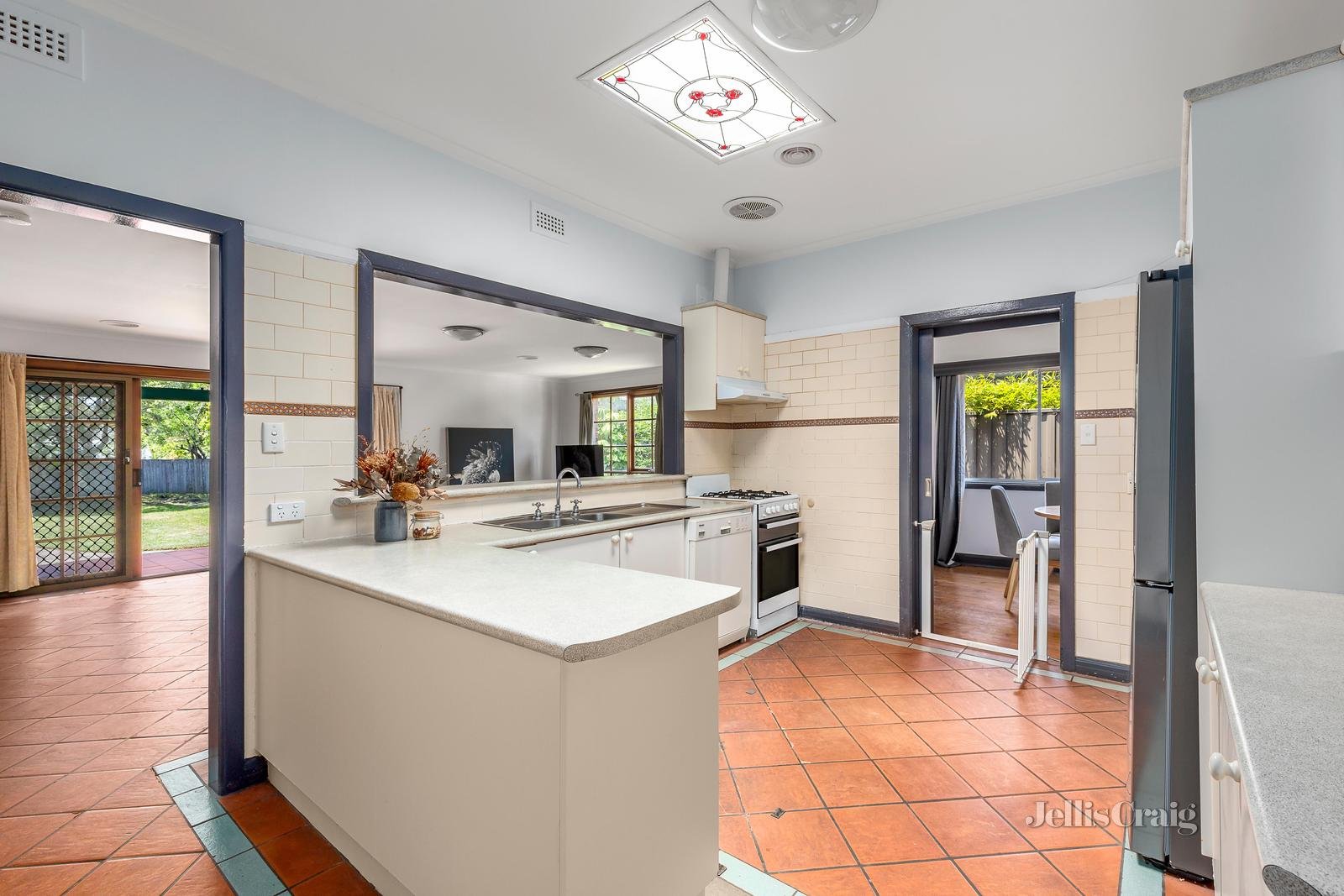 23 Mount View Road, Highett image 4