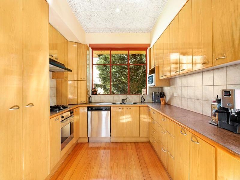 23 Munro Street, Kew East image 4