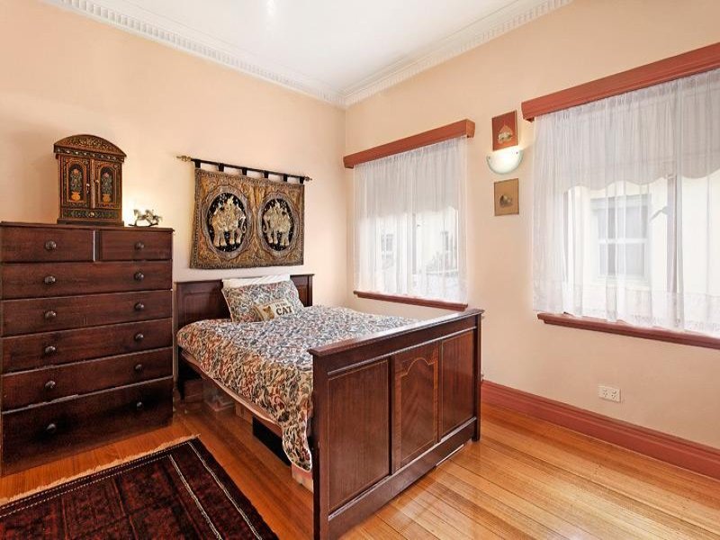 23 Munro Street, Kew East image 5