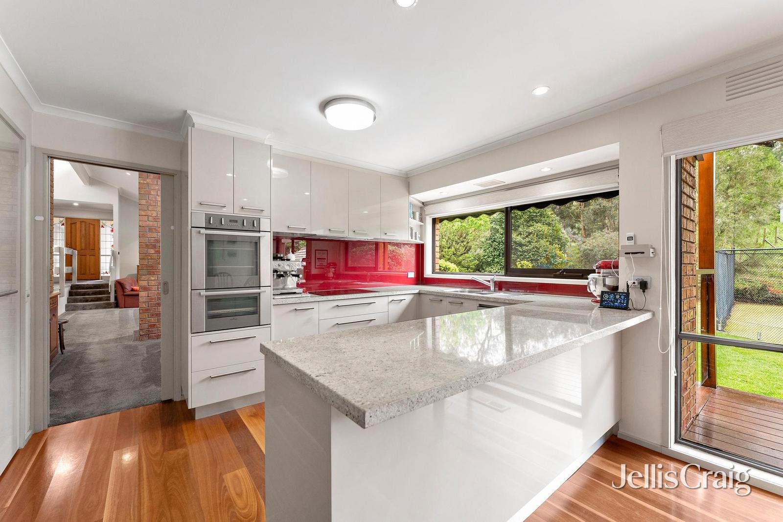 23 Murndal Drive, Donvale image 6