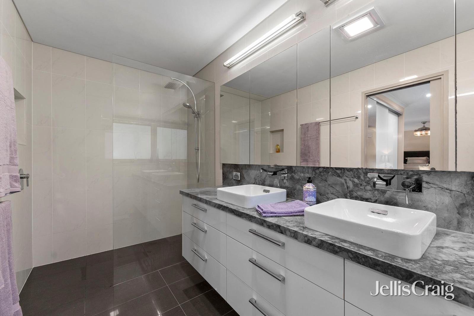 23 Murndal Drive, Donvale image 11