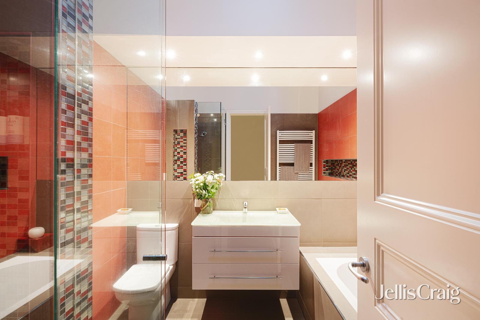 23 Namur Street, Kew&nbsp;East image 9