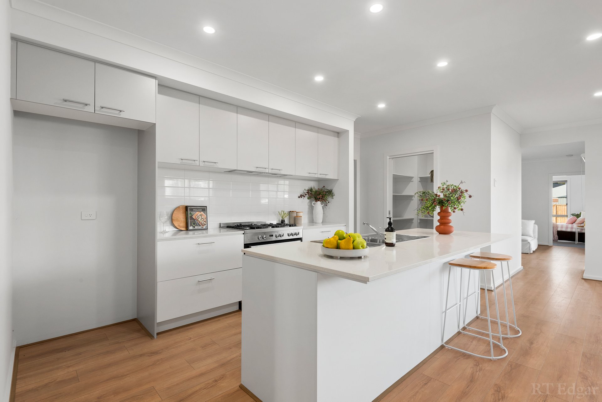 Property Gallery - Main Image