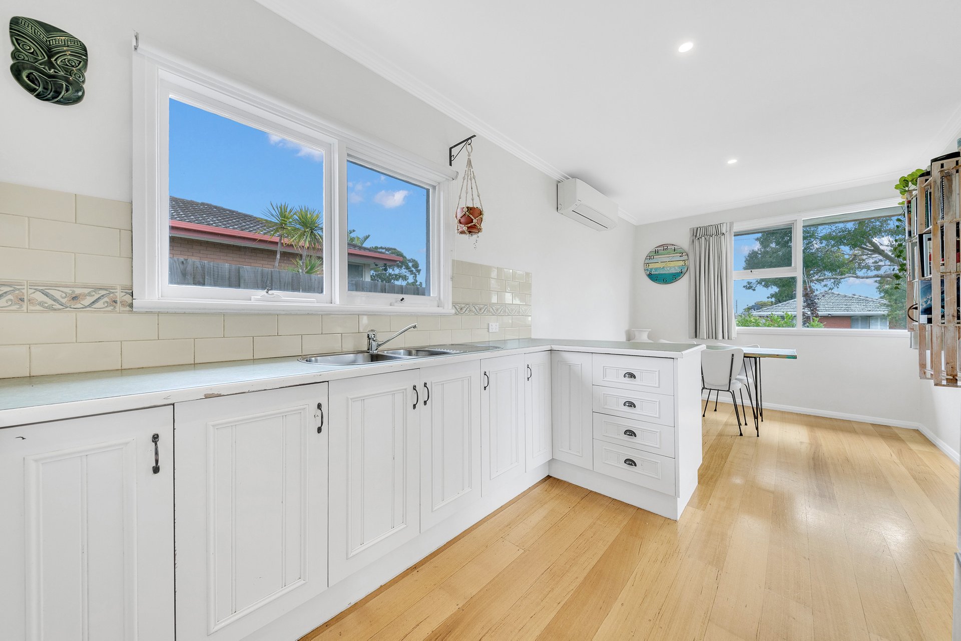 23 Newton Avenue, Bell Post Hill image 3