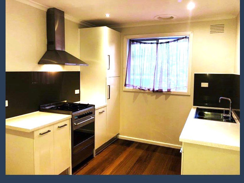 2/3 Nicholson Street, Balwyn North image 3