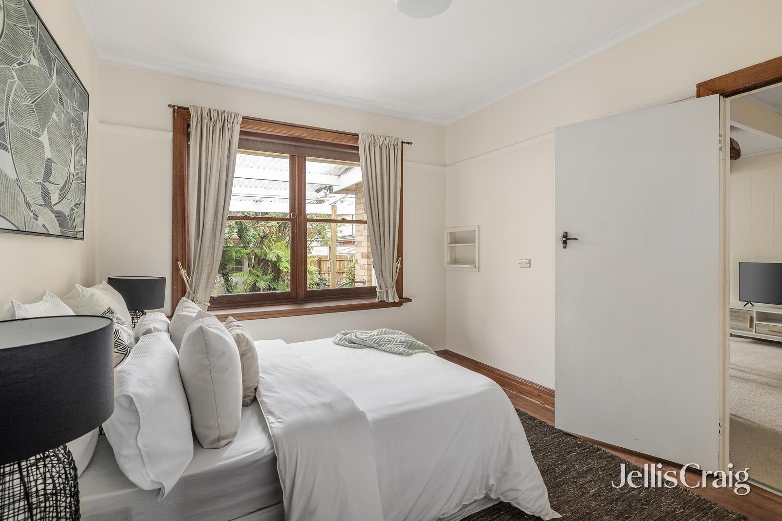 23 Normanby Road, Bentleigh East image 7