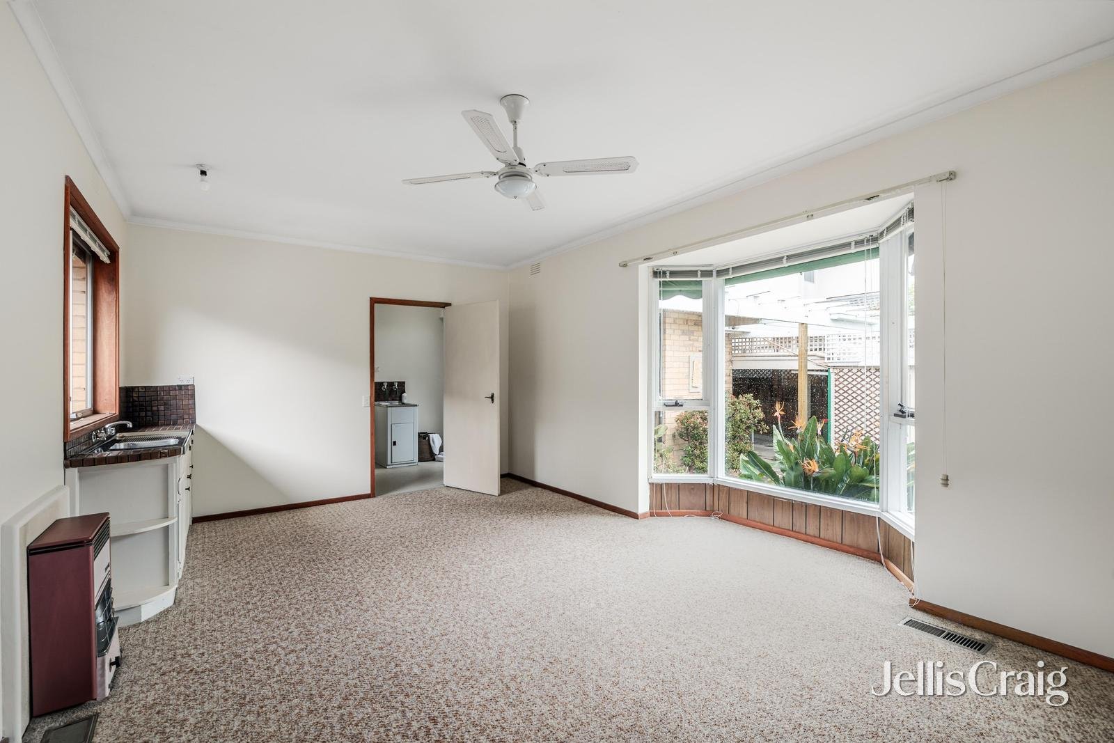 23 Normanby Road, Bentleigh East image 9