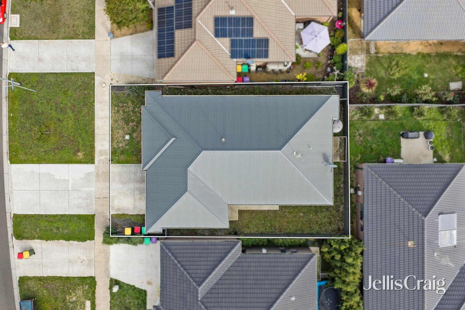 23 O'Callaghan Parade, Lucas image 16