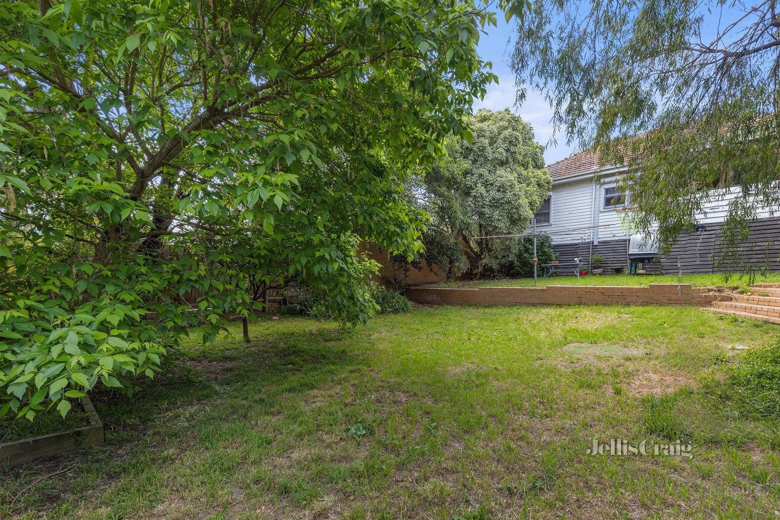 23 Ogilvie Street, Essendon image 7