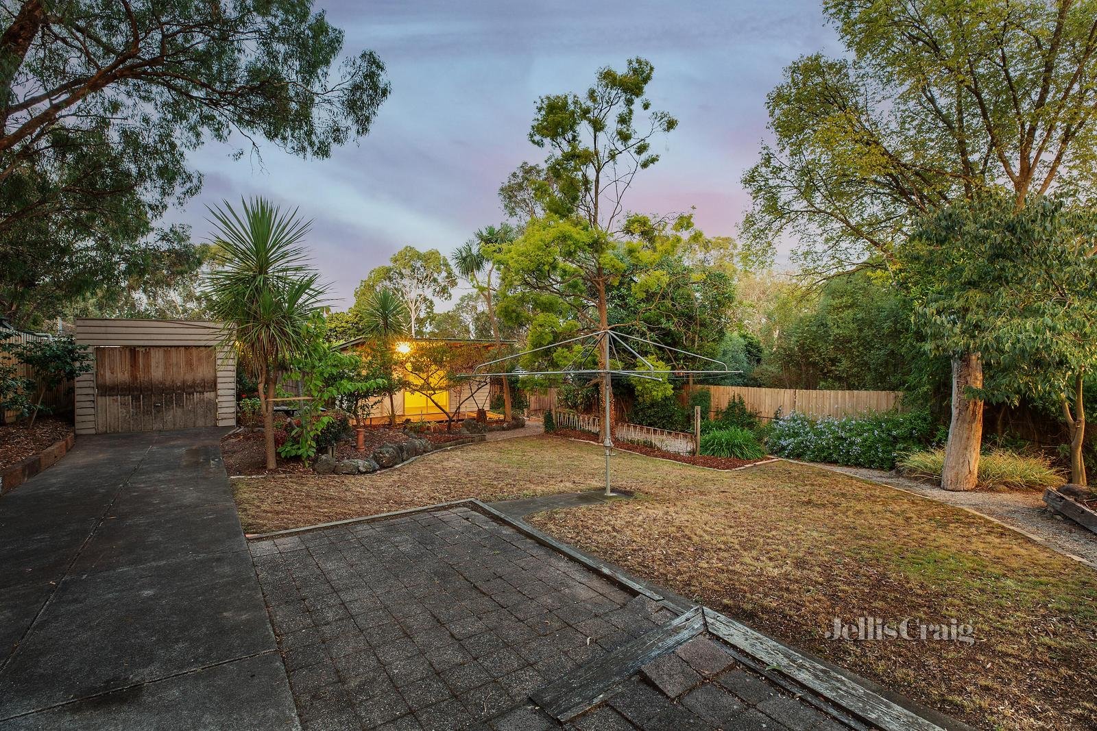 23 Olympic Avenue, Montmorency image 2