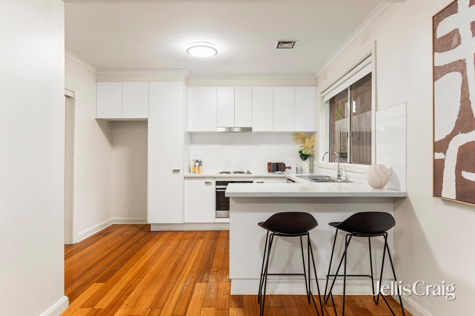 2/3 Orchard Street, Brighton image 3