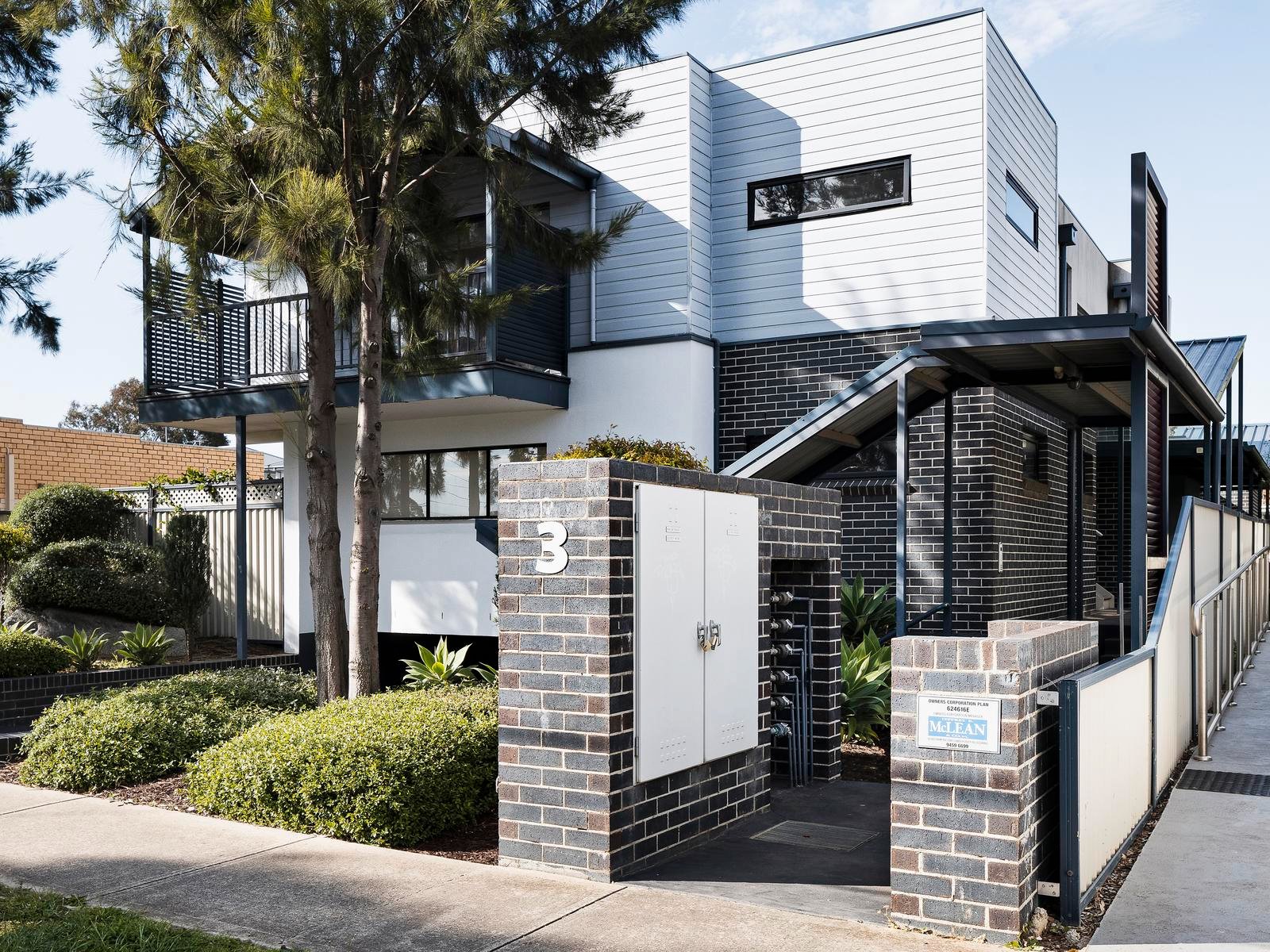 2/3 Orr Street, Heidelberg Heights image 1