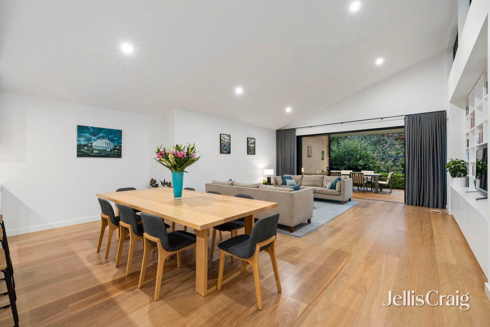 23 Park Crescent, Bentleigh image 8