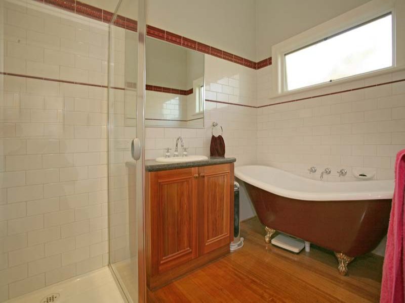 23 Parkside Ave, Box Hill image 7