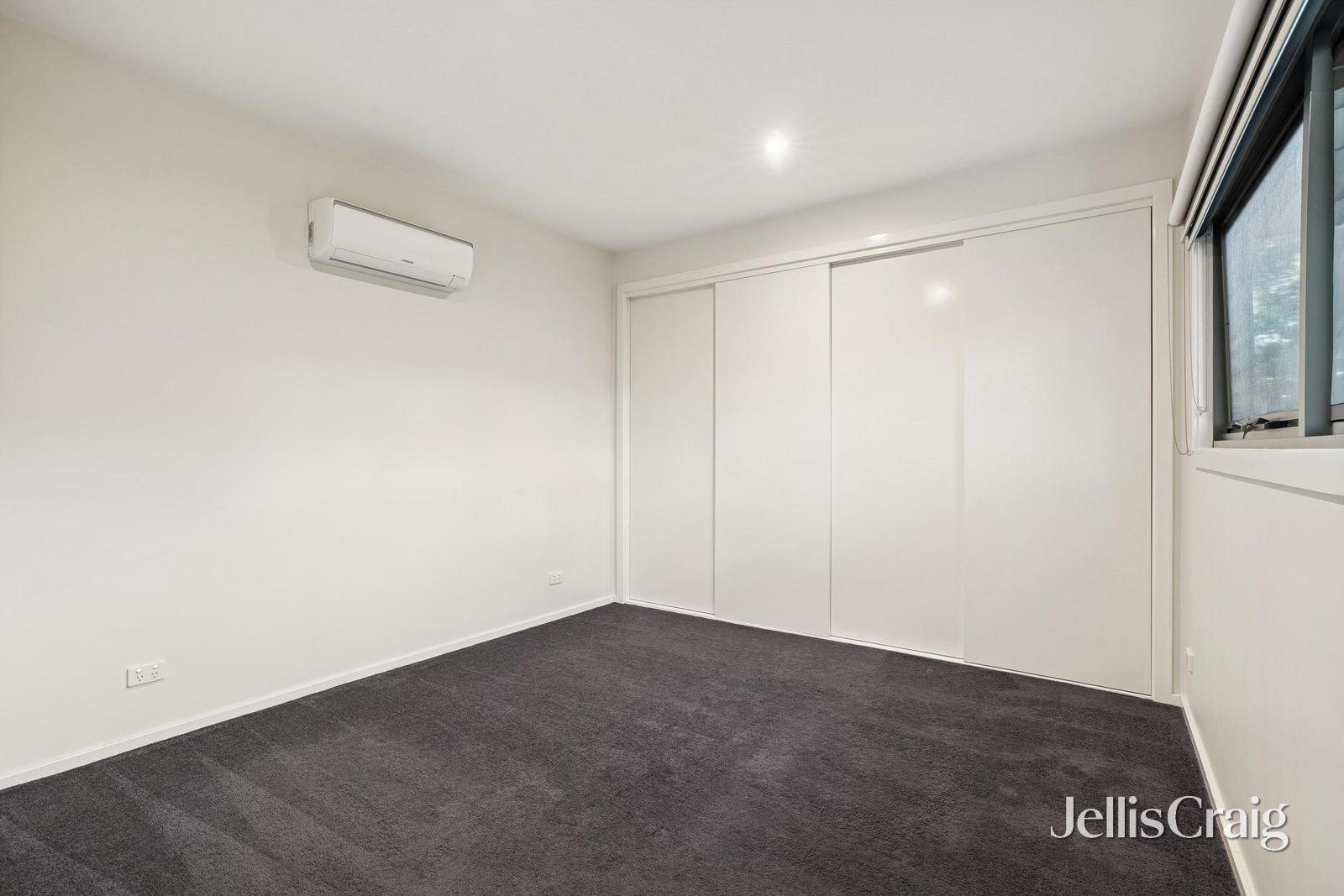 2/3 Parrs Road, Croydon image 8