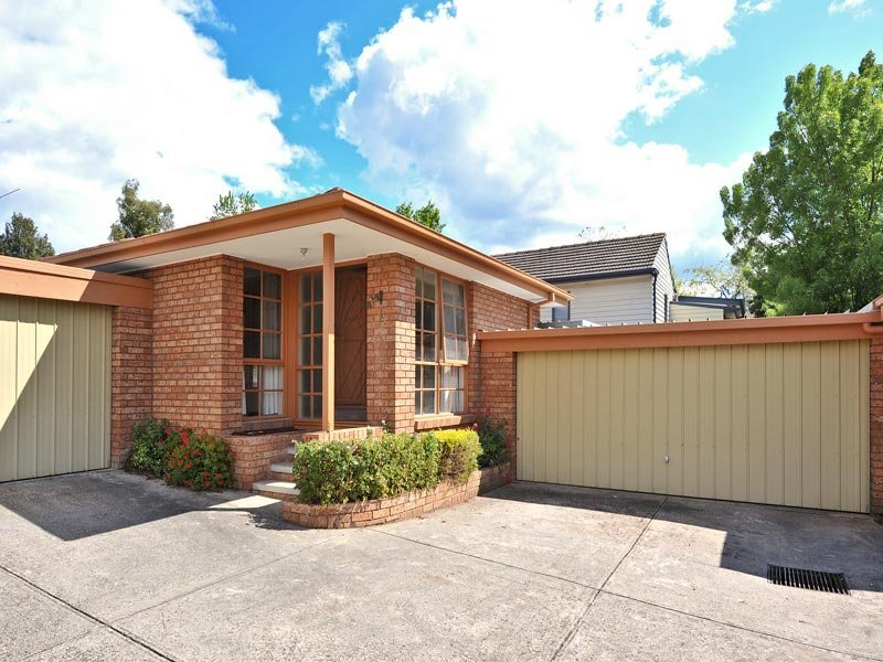 2/3 Peace Street, Box Hill South image 1