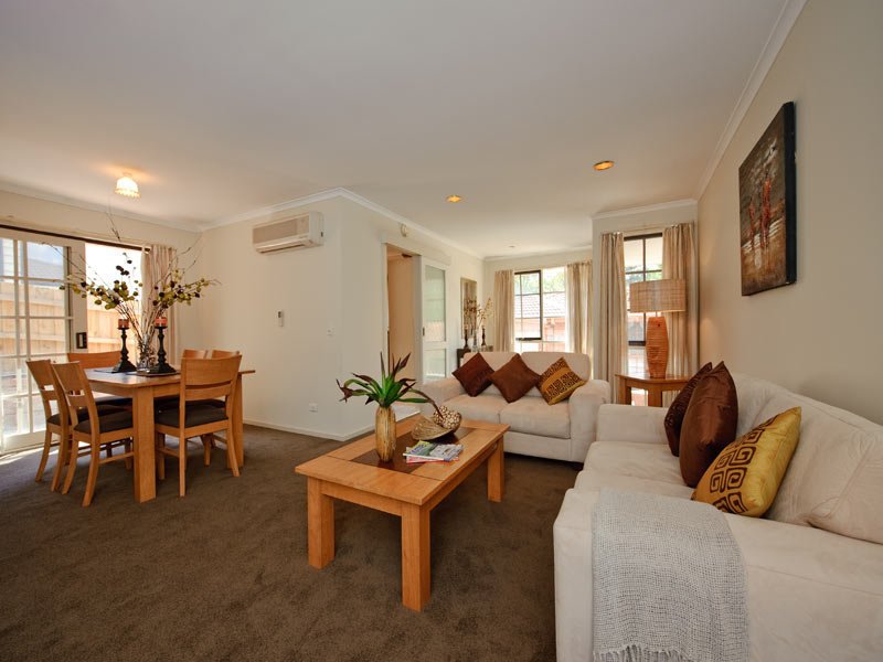 2/3 Peace Street, Box Hill South image 6