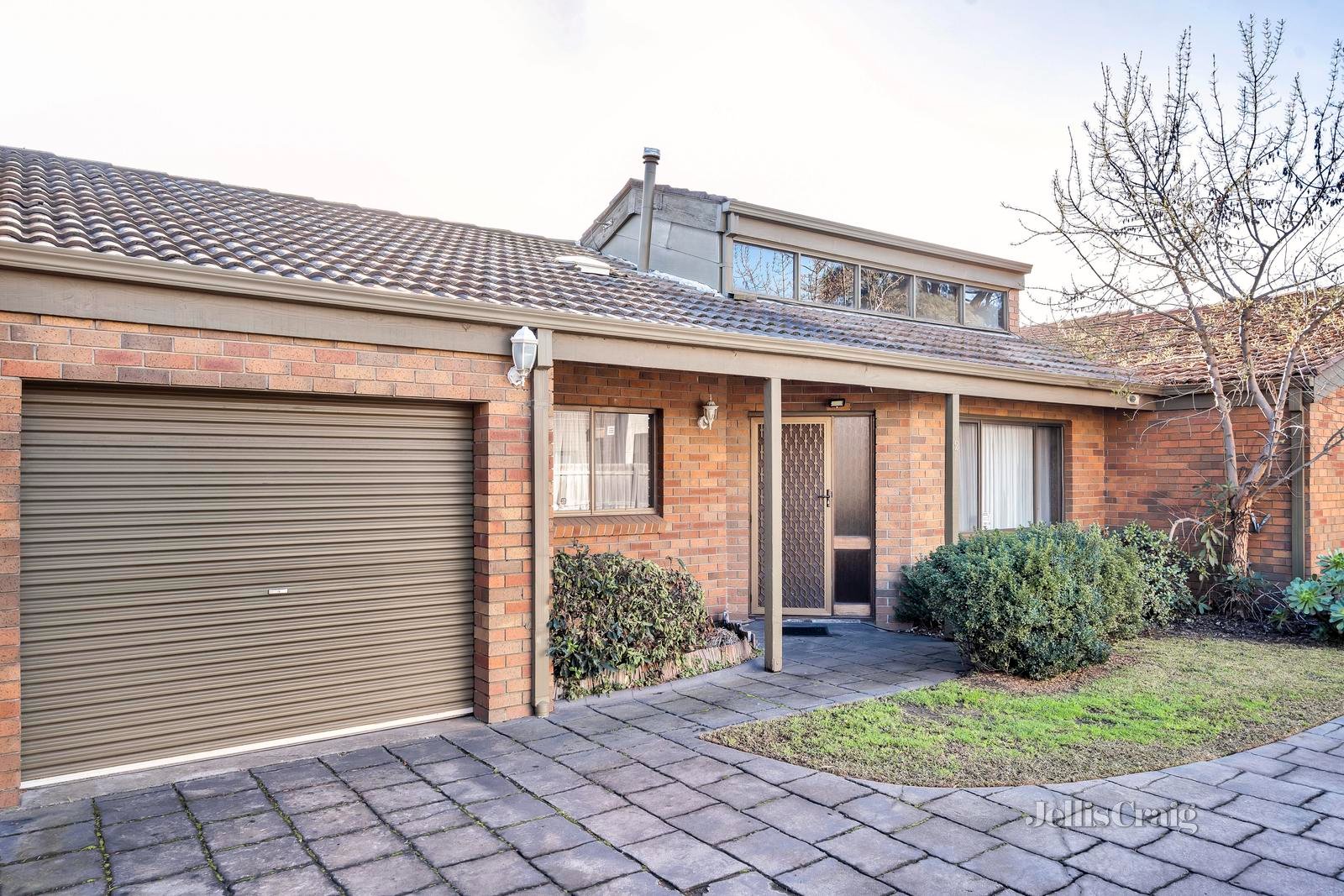 2/3 Plymouth Avenue, Pascoe Vale image 1