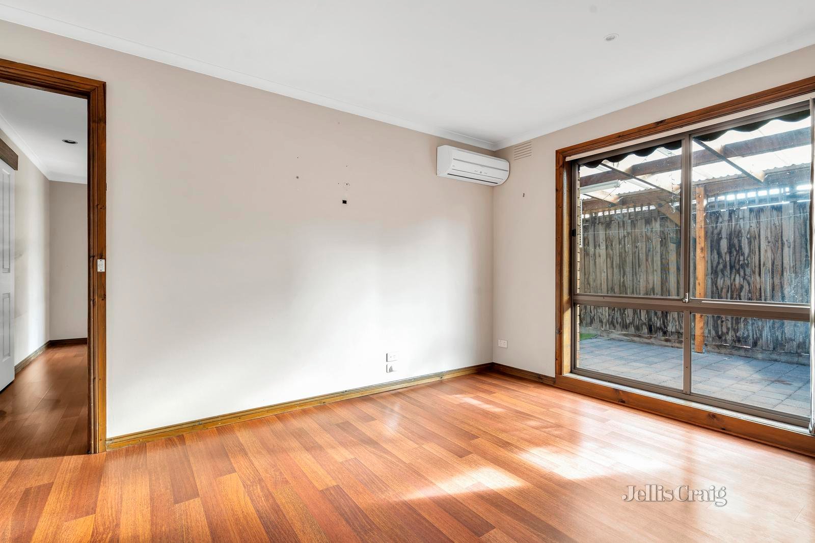 2/3 Plymouth Avenue, Pascoe Vale image 6