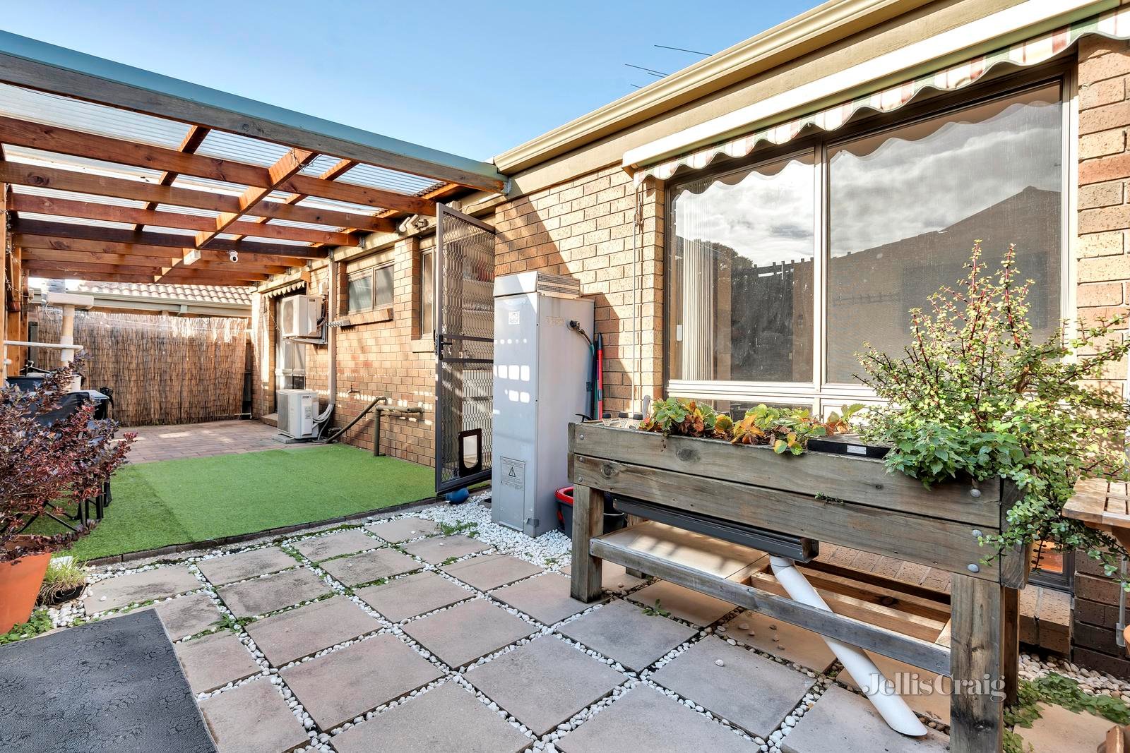2/3 Plymouth Avenue, Pascoe Vale image 7