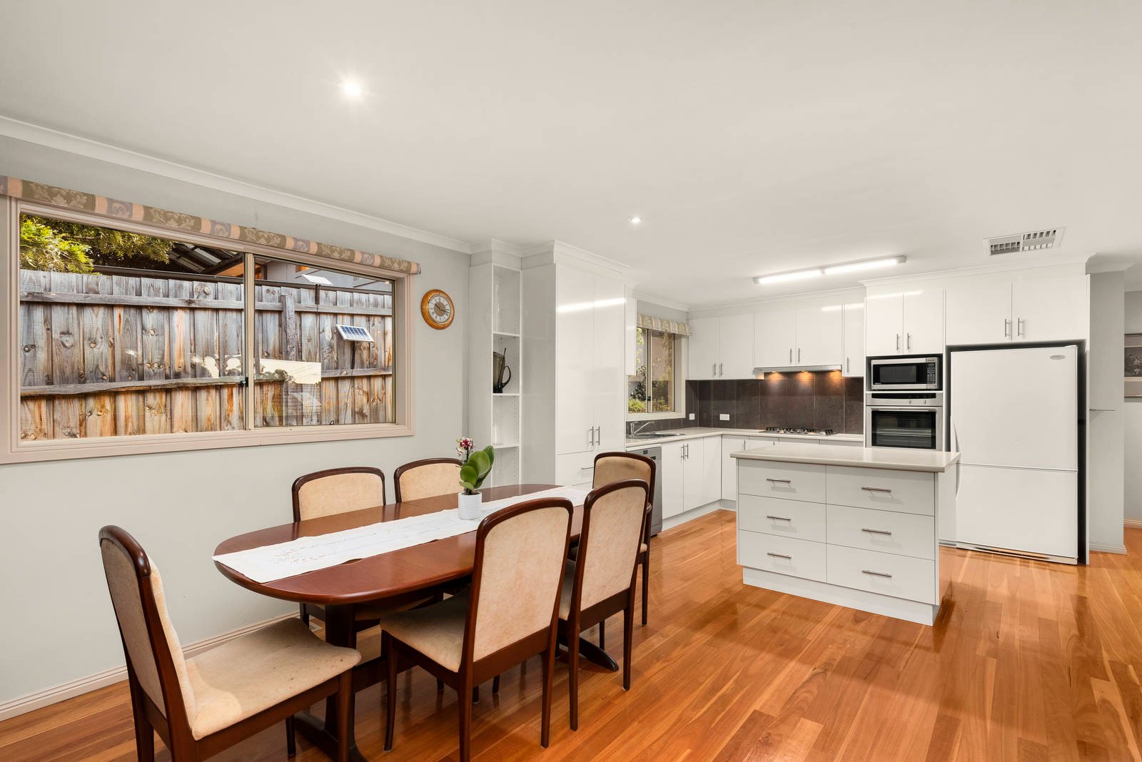 Property Gallery Thumbnail 3