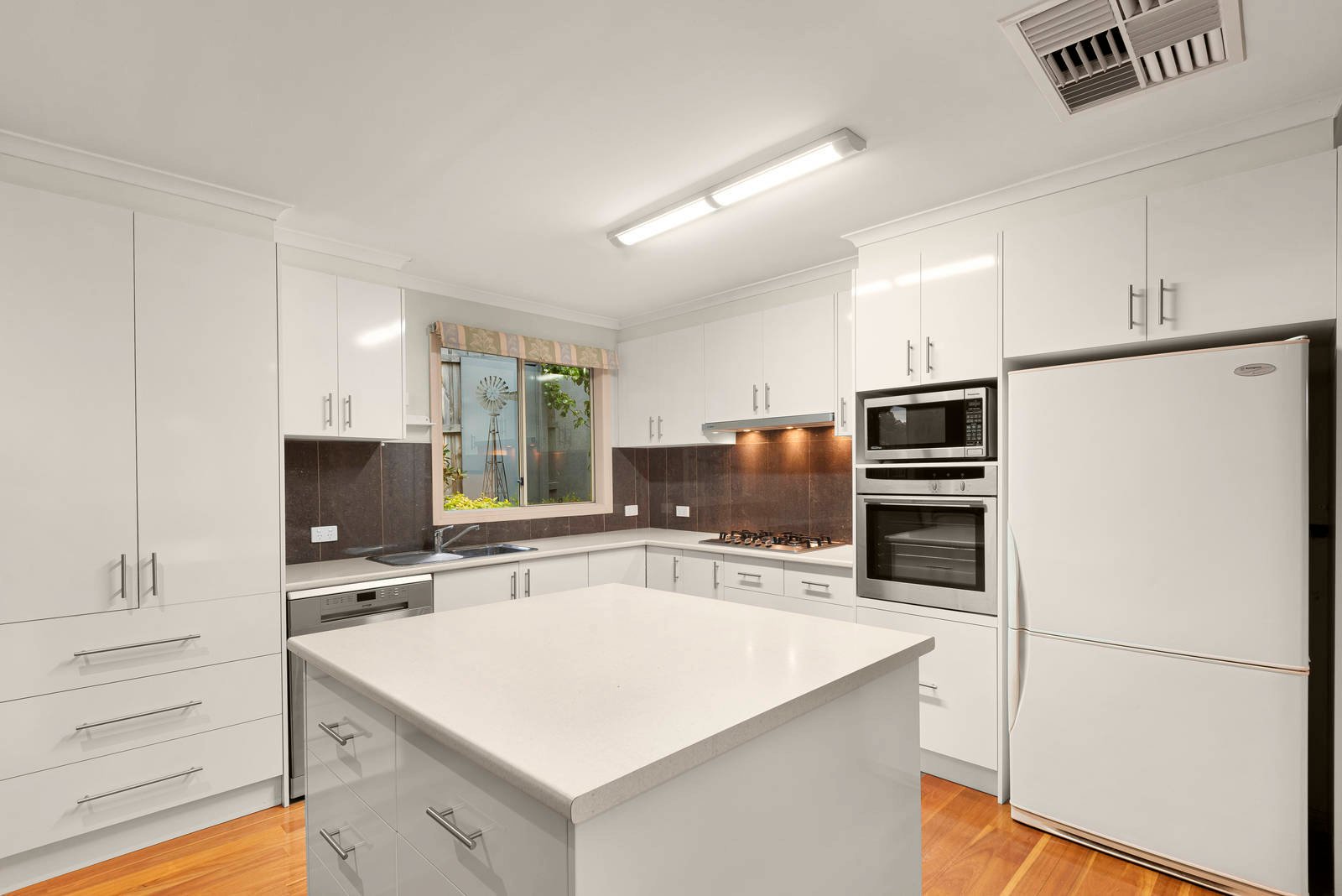Property Gallery Thumbnail 4