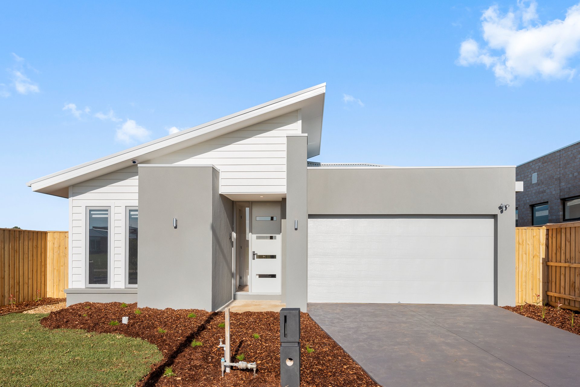 Property Gallery - Main Image