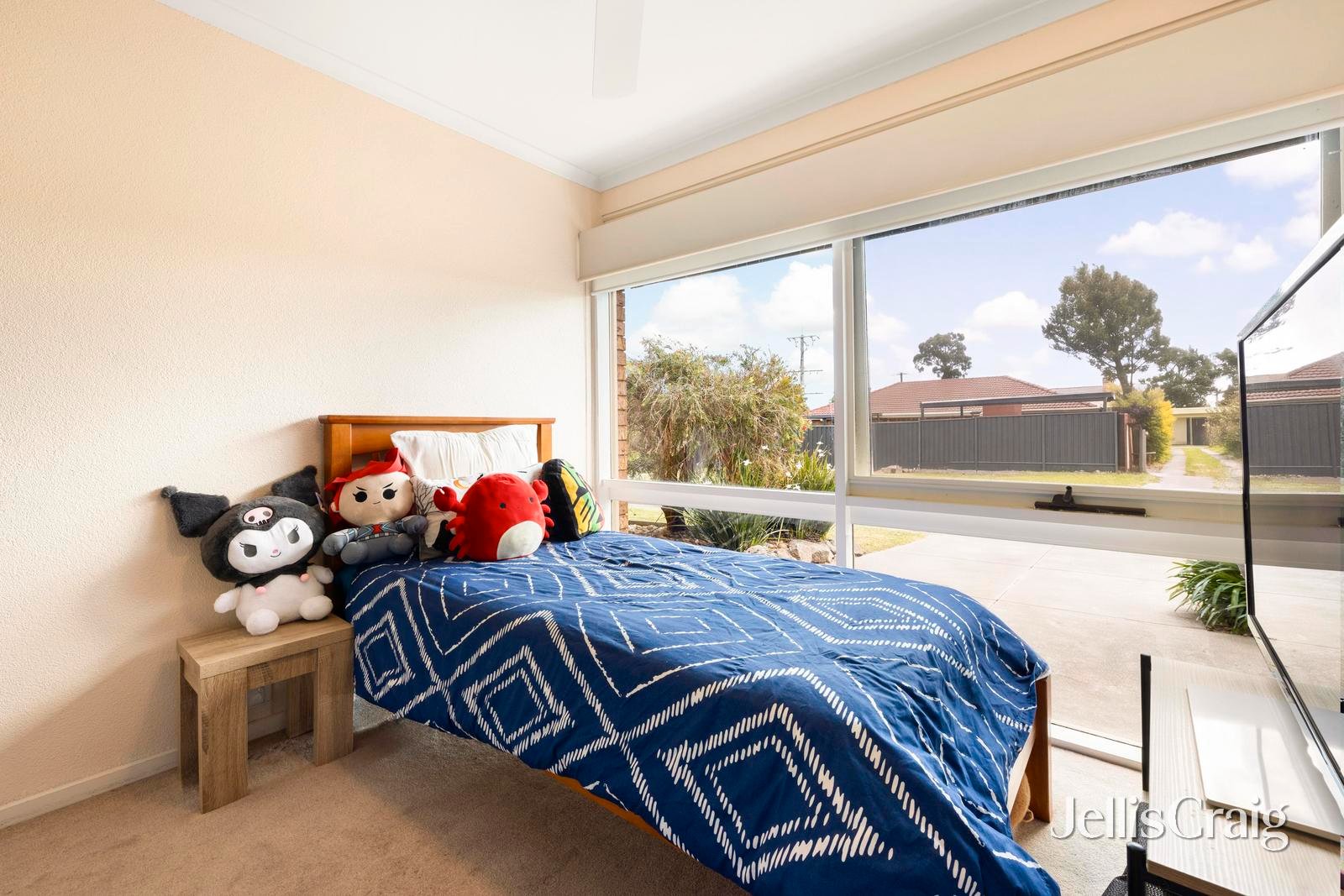 23 Ruffy Drive, Cranbourne image 7