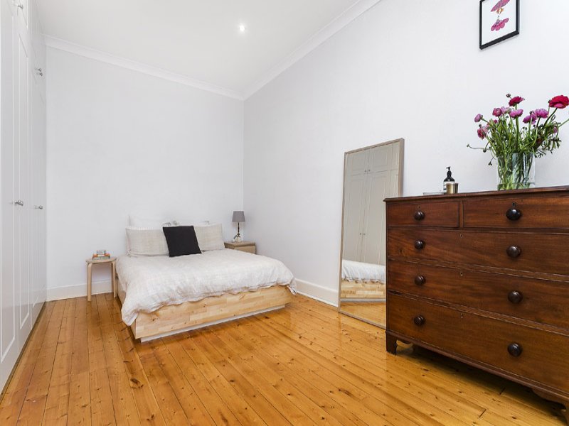 2/3 Ruskin Street, Elwood image 5