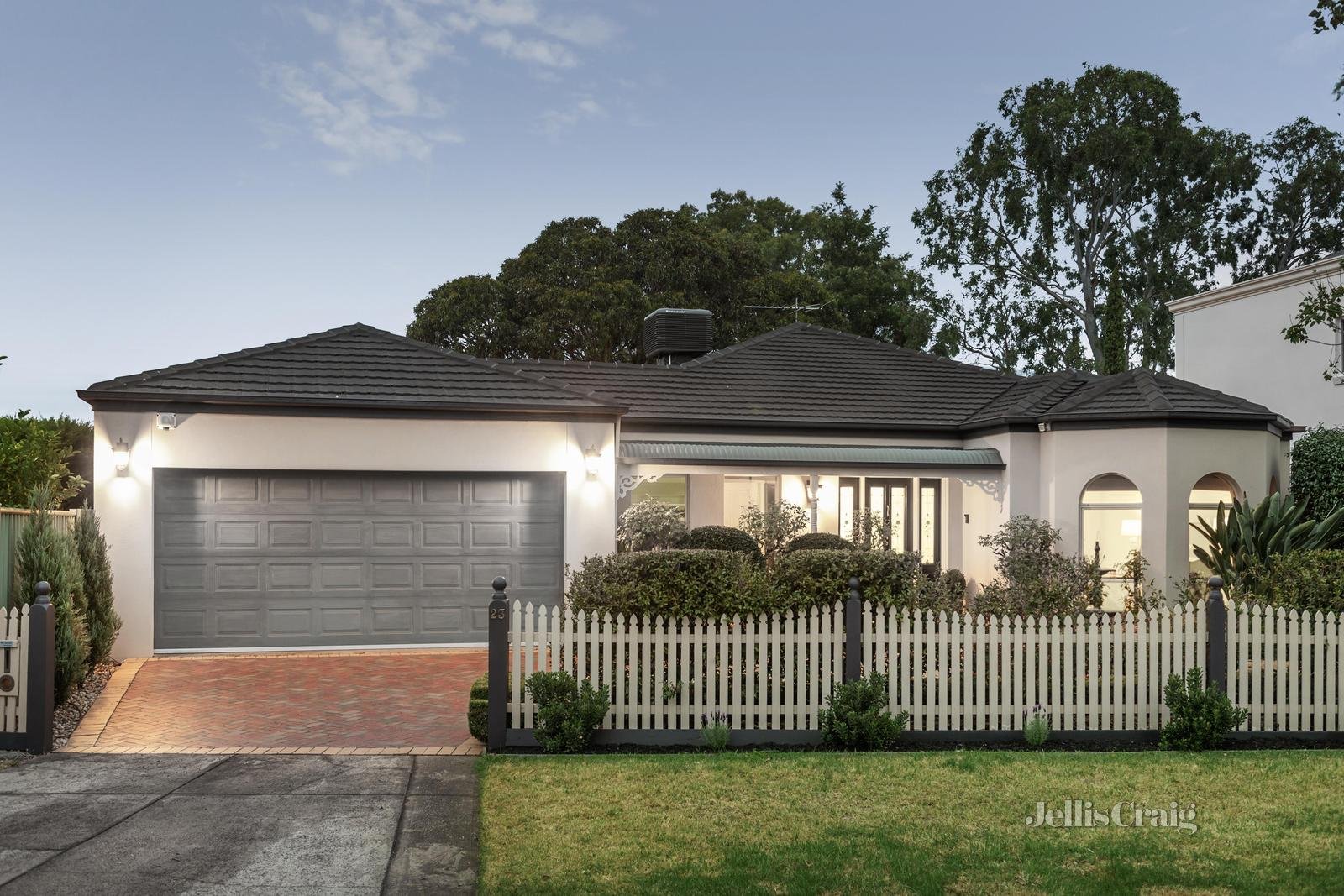 23 Sanctuary Place, Aspendale Gardens image 11