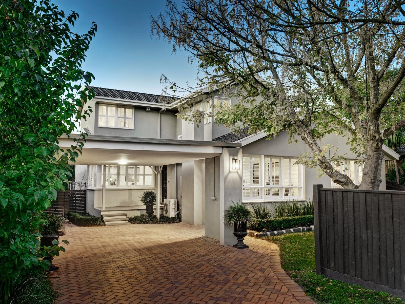 23 Sandgate Road, Blackburn South - Print Image 1