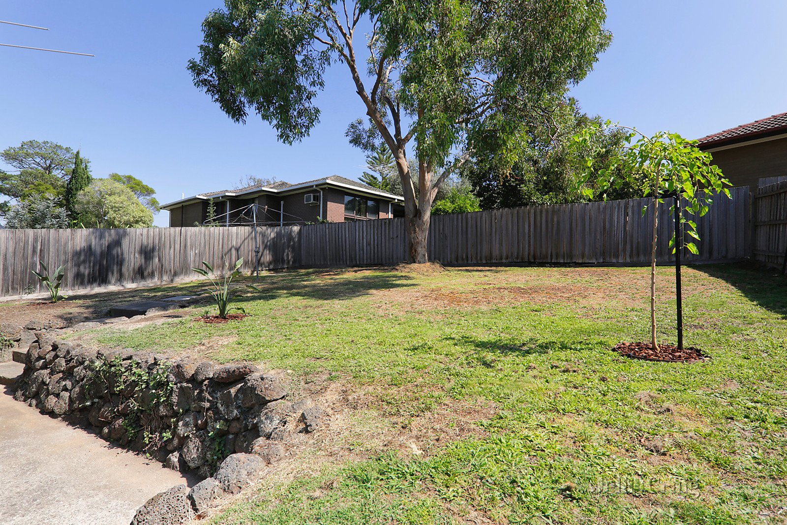 23 Saxonwood Drive, Doncaster East image 8