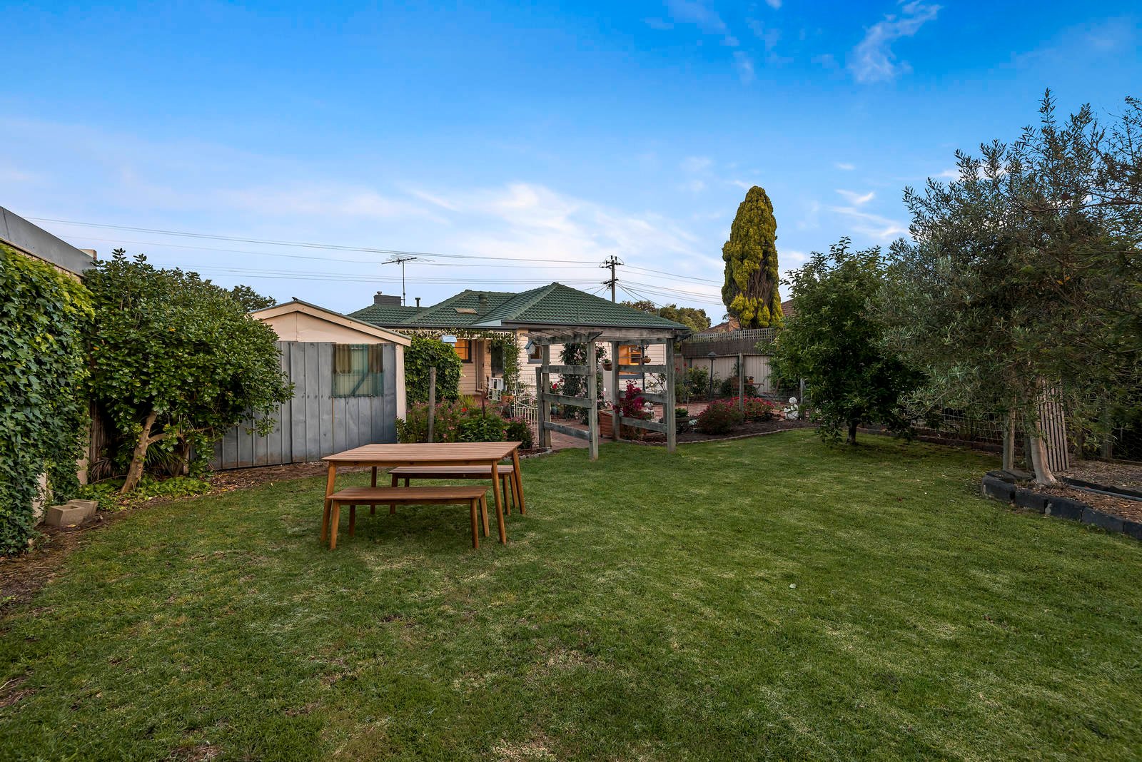 Property Gallery Thumbnail 13