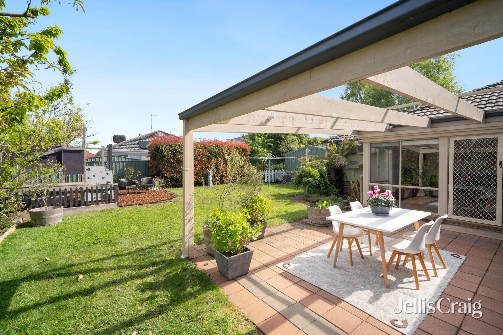 23 St Helens Avenue, Lake&nbsp;Gardens image 8